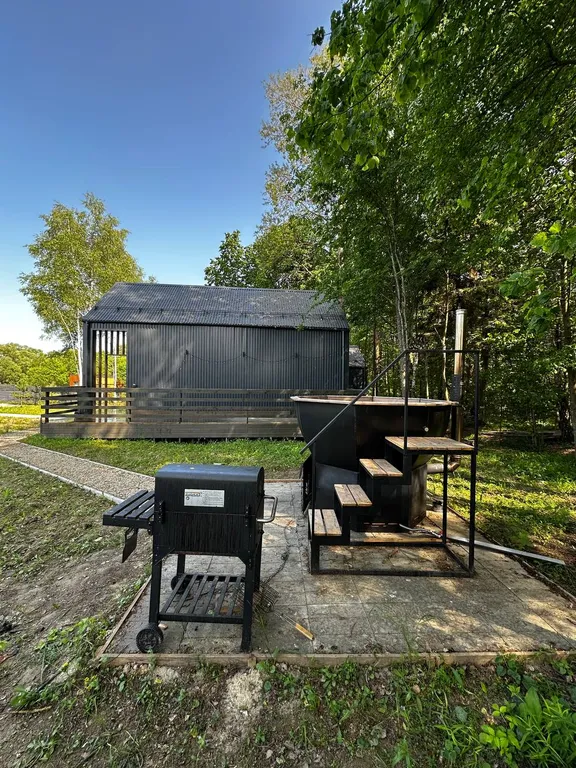 Новый барнхаус на опушке леса – отдых, который вы запомните