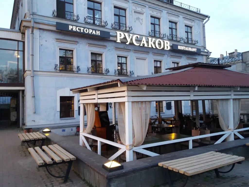 Воскресенское подворье апартамент в самом центре с видом на церковь