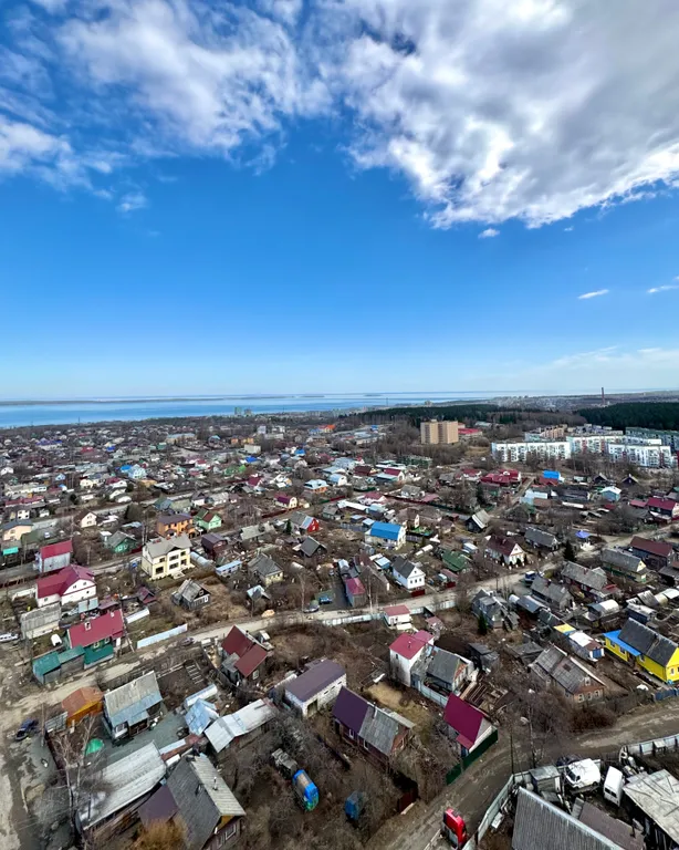 Уютная двушка на 20 этаже с видом на озеро