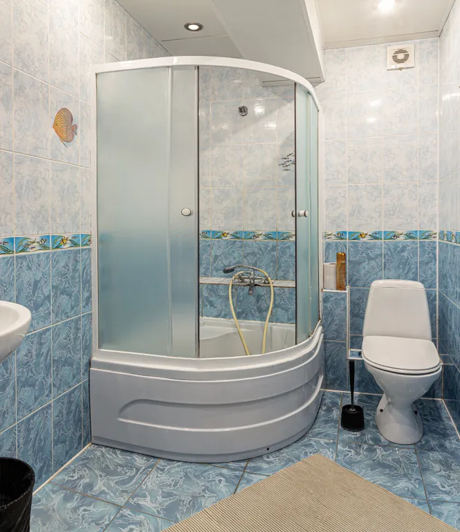 Четырёхместный номер с общим санузлом