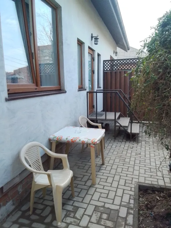 Часть дома с отдельным двором и мангалом