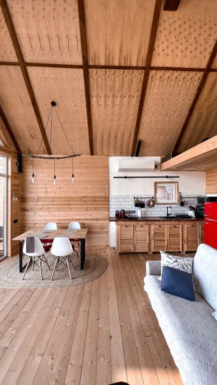 Гостевой дом Barn на реке, с банным чаном и катамараном