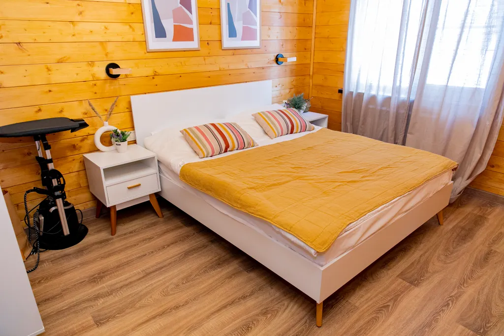 Дом на берегу озера