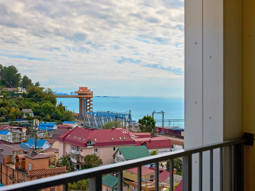 Студия с потрясающим видом на море и горы