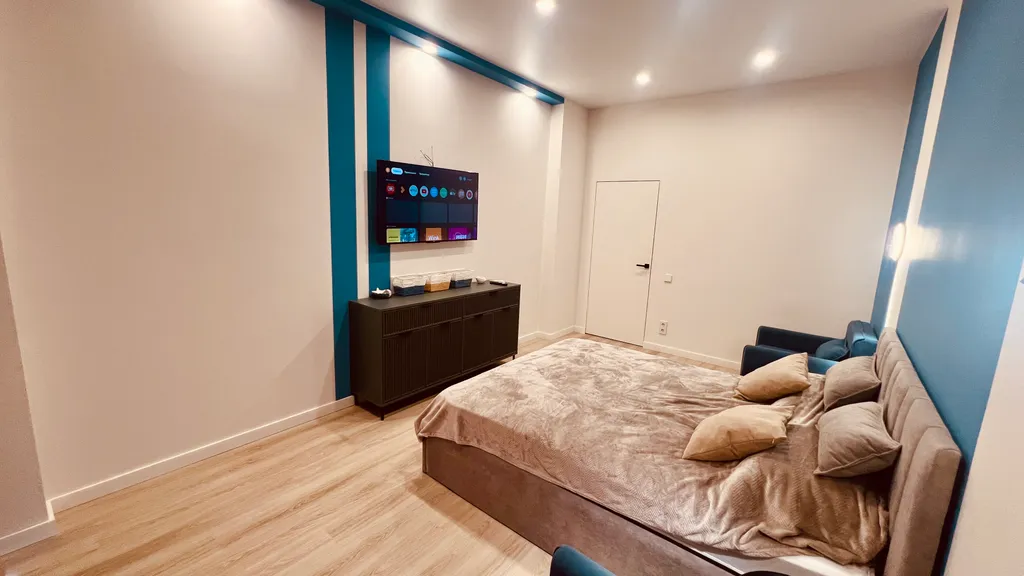 Квартира у моря с новым ремонтом, на первой линии