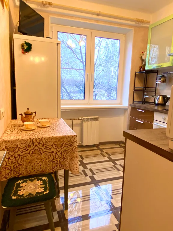Близко к центру 2-комнат. квартира рядом с метро и Ладожским вокзалом