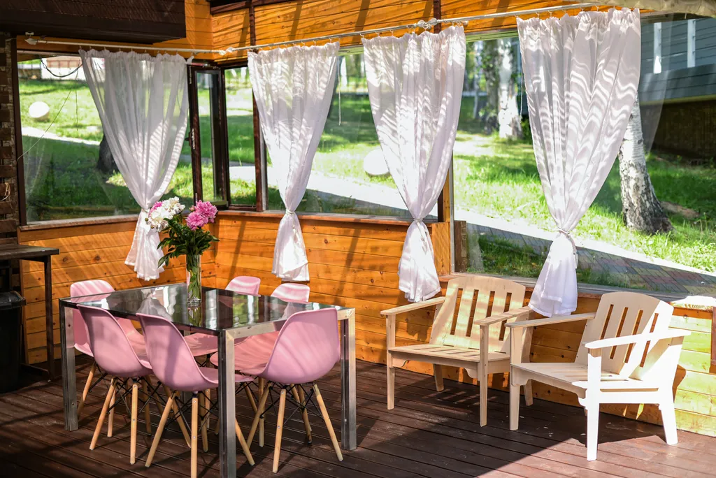 Вилла на берегу Ангары