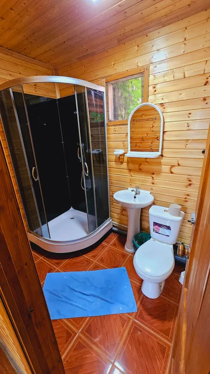 Трехместный номер со всеми удобствами