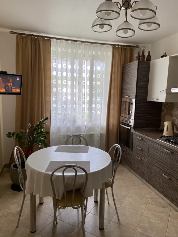 Квартира Светлая, уютная квартира у ТЦ Шоколад — Ярославль