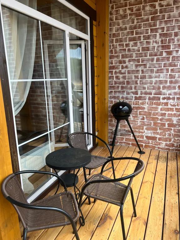 Апартаменты в Family Alley с видом на озеро