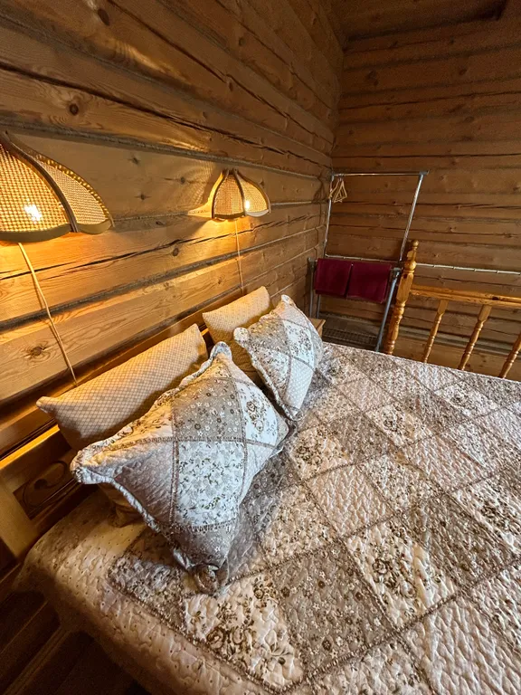 Двухэтажный дуплекс с камином и русской баней