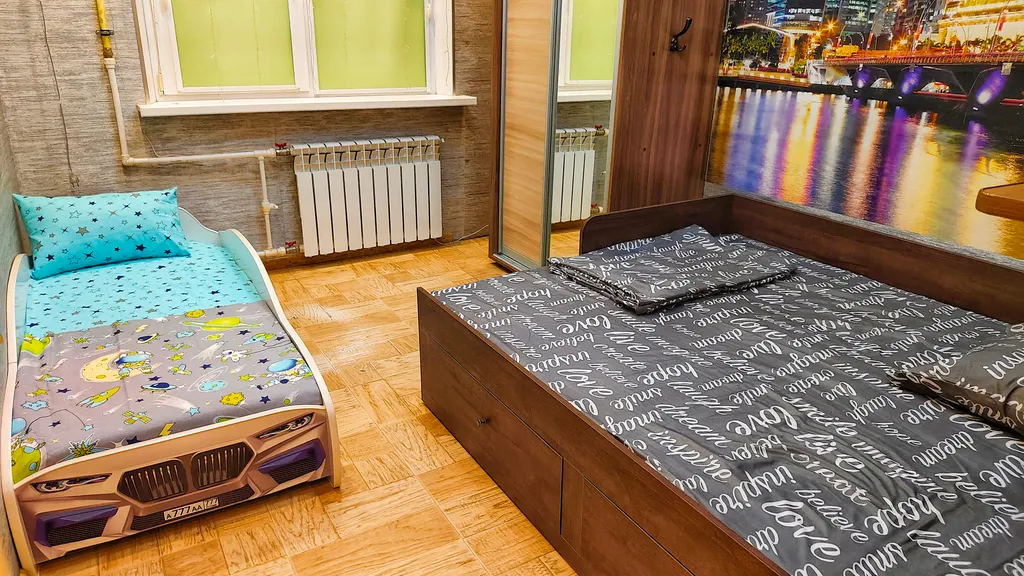 Трёхкомнатная квартира с большой кухней-гостиной возле Биг Вуд