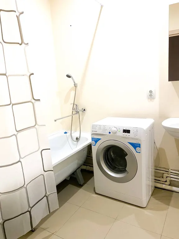 Вопрос с проживанием решён