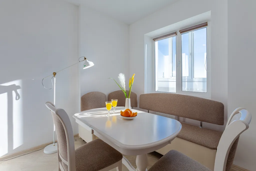 Большая студия около Железнодорожного вокзала в центре города