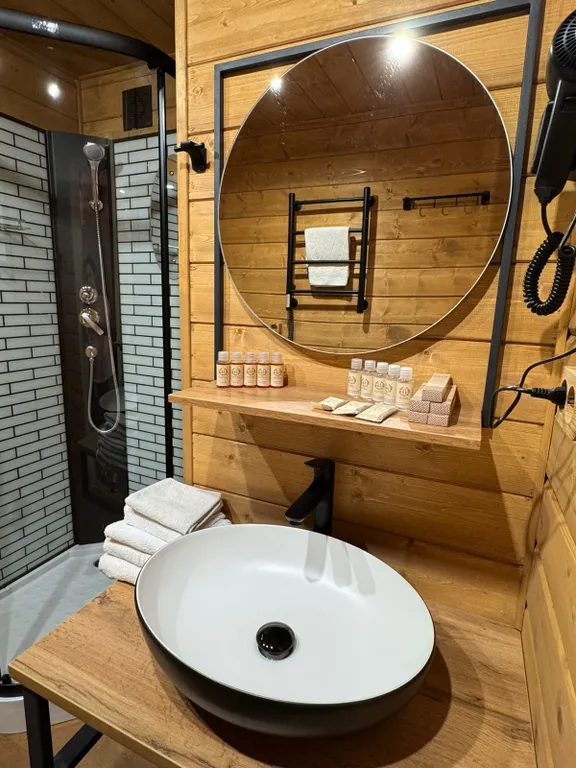 Большой домик в глэмпинге эко-ферма Гуляй поле