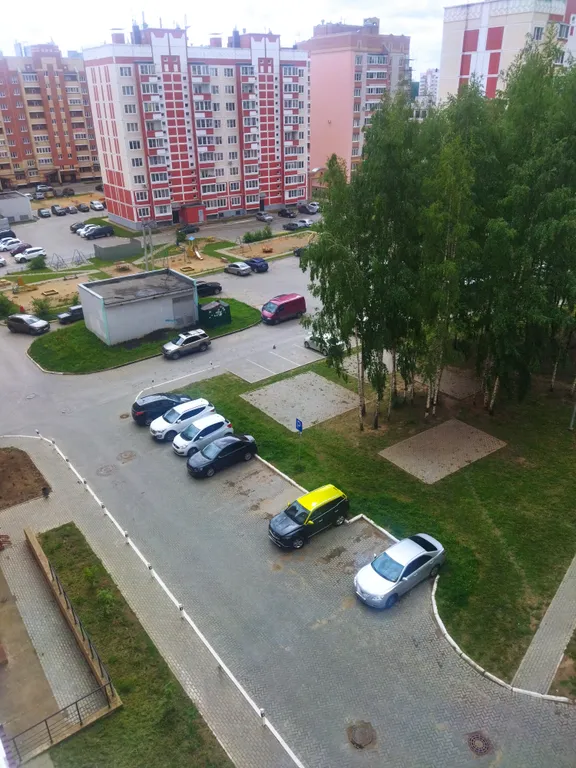 Новая 1-комнатная квартира с отличным ремонтом и двумя спальнями