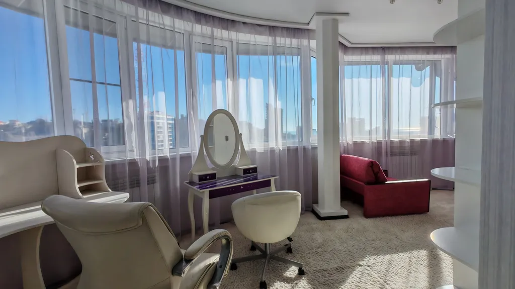 Уютная трёшка в центре у моря