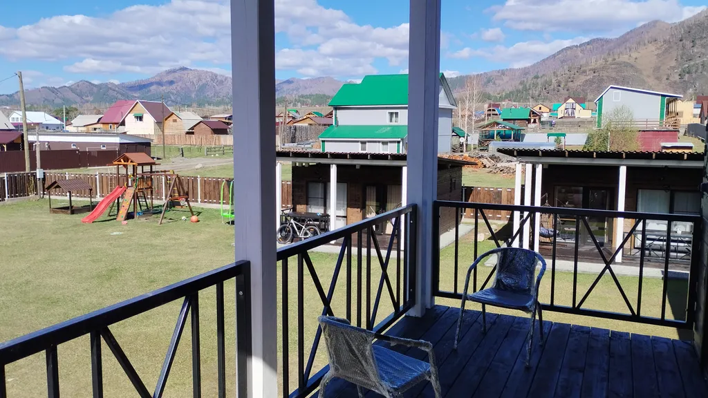 Дом с видом на горы