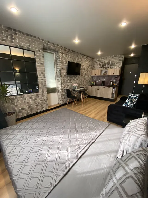 Уютная дизайнерская студия