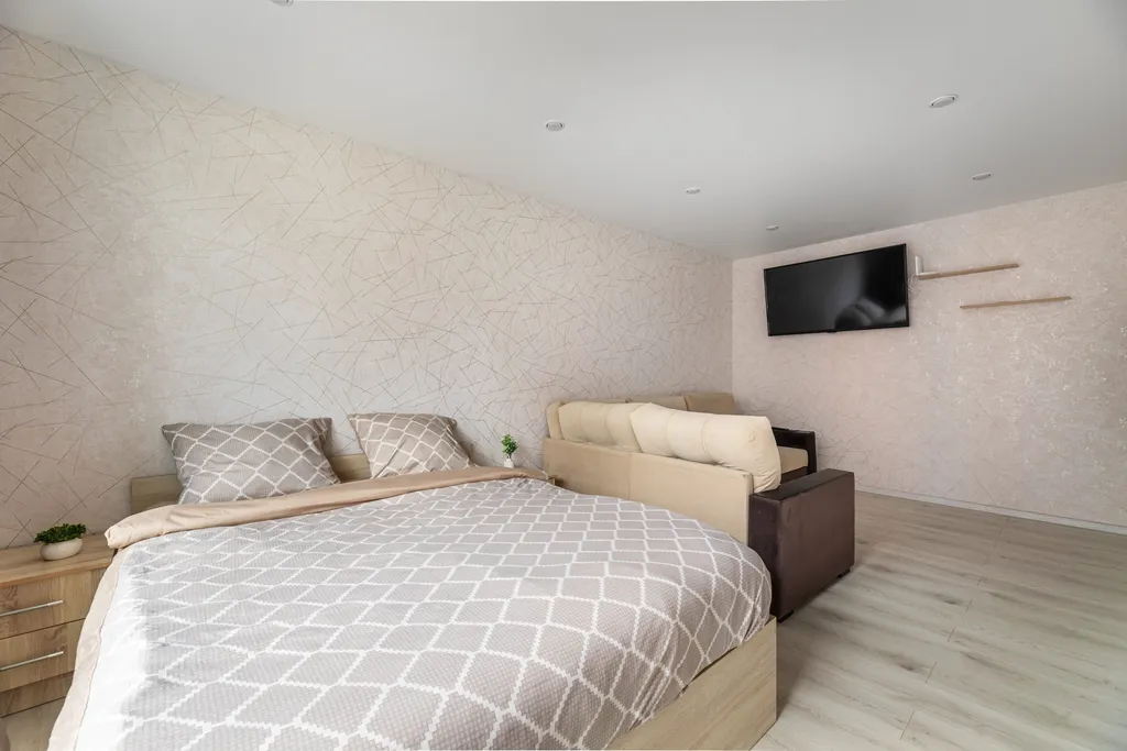 Двухкомнатная квартира на 8 спальных мест у аэропорта — аренда посуточно в Усады