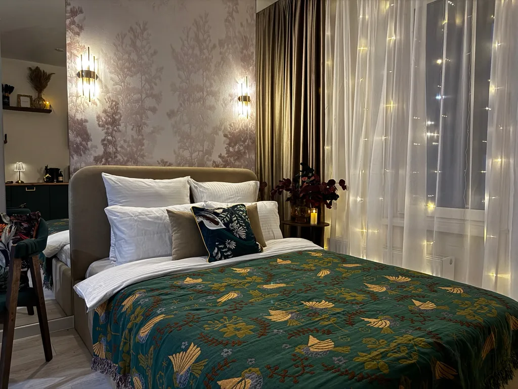 Дизайнерская студия в изумрудном цвете