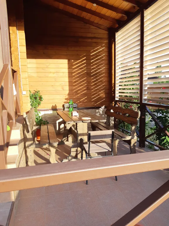 Коттедж 6-комнатный Дом — Бжид