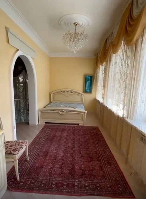 Элитный просторный красивый дом в центре города