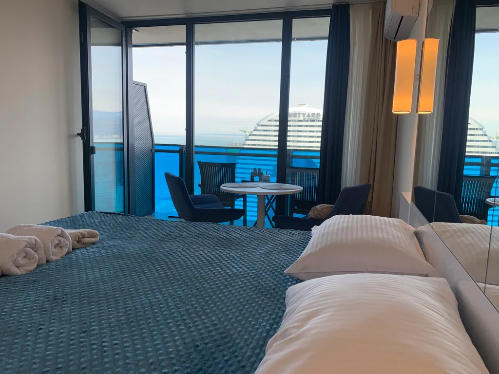 Апартаменты orbi city d1, 39 этаж, с видом на море и старый батуми