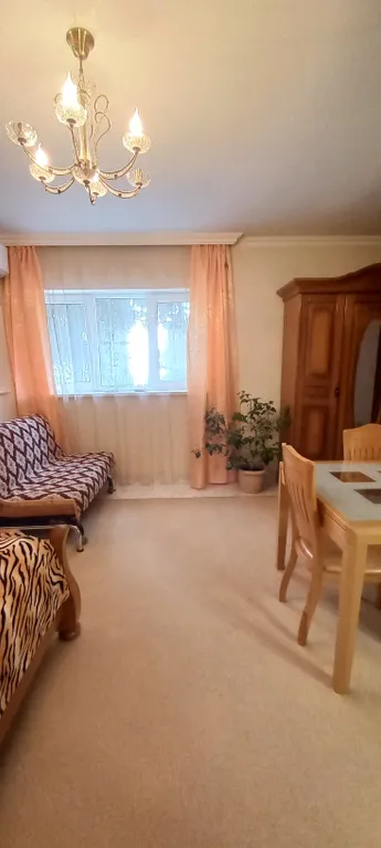 Частный дом с территорией