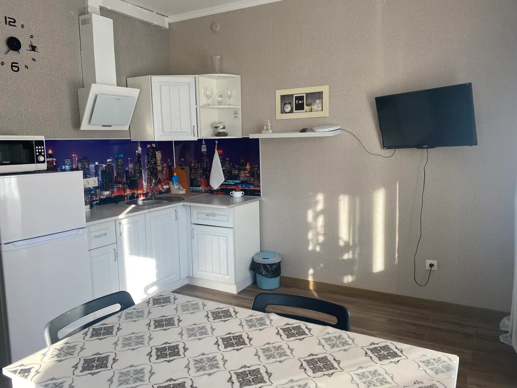 Квартира с балконом с видом на лес