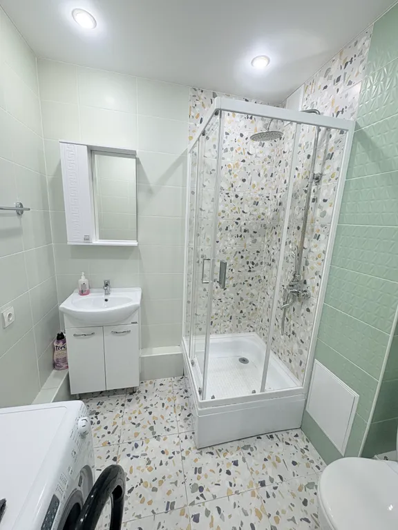 Уютная евродвушка в новом доме с огороженной территорией