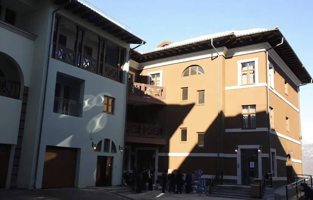 Большие апартаменты с видом на горы