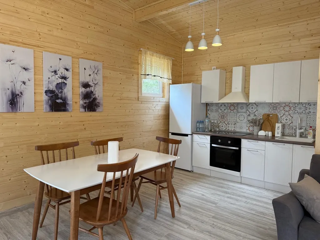 Дом 120m2 — чан, кухня, рыбалка на частном пирсе