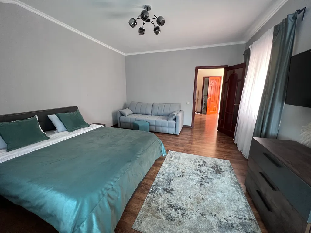 4-комнатный Дом