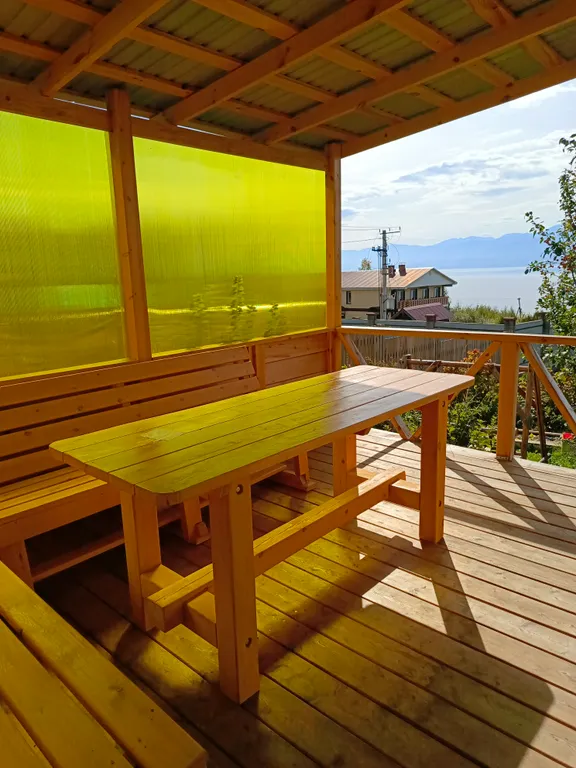 Дом с видом на Байкал