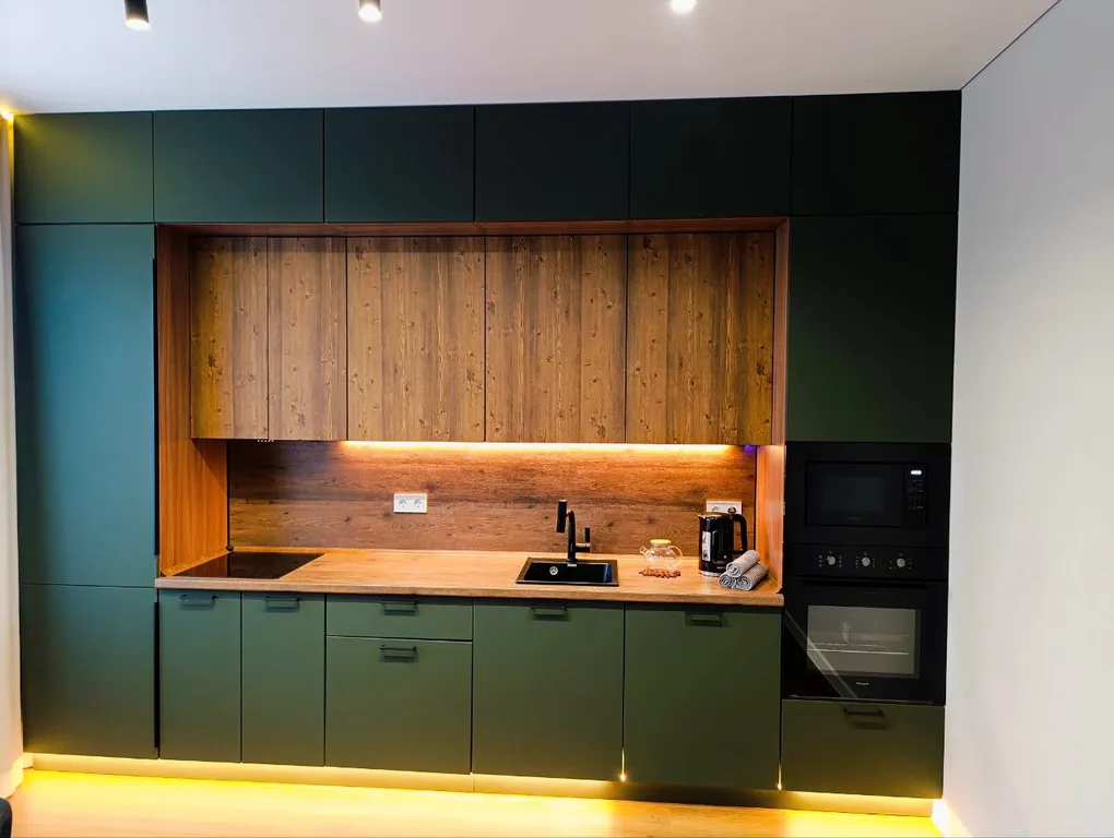 Дом комфорт класса у леса