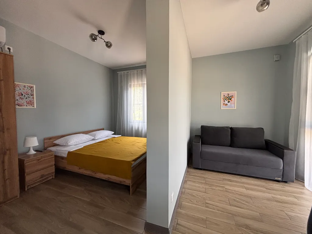 Полуторакомнатный коттедж вблизи реки Хыпста