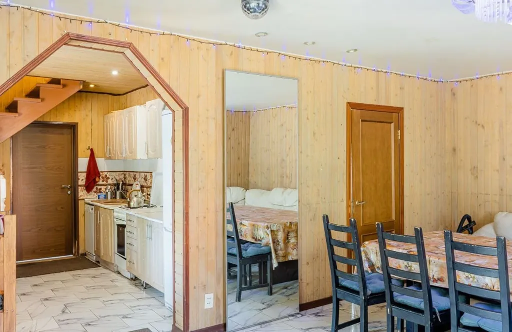 Коттедж с бассейном, баней и 5 спальнями