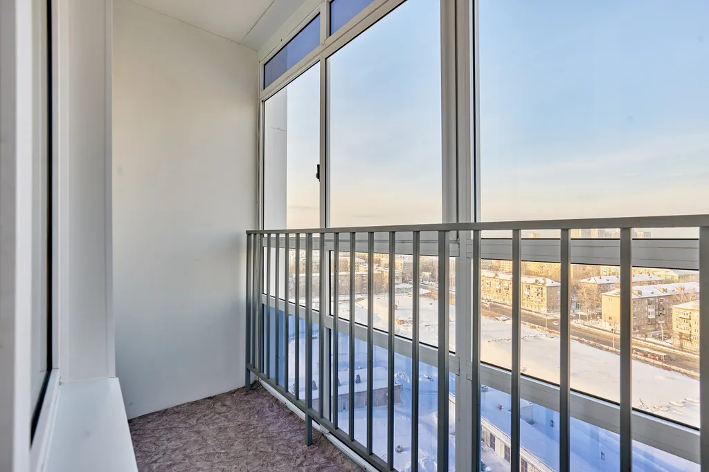 Романтика- евро-двушка с прекрасным видом в центре города