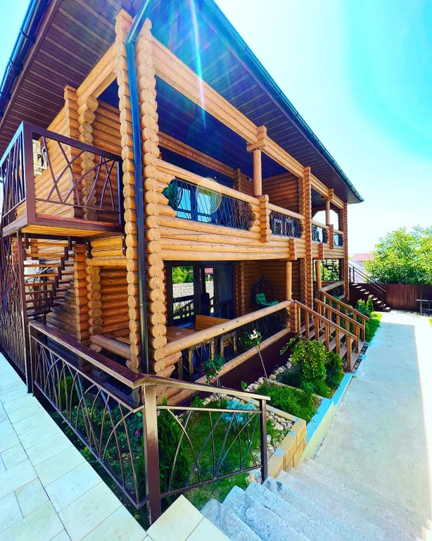 Семейные апартаменты Балдино в доме из сруба