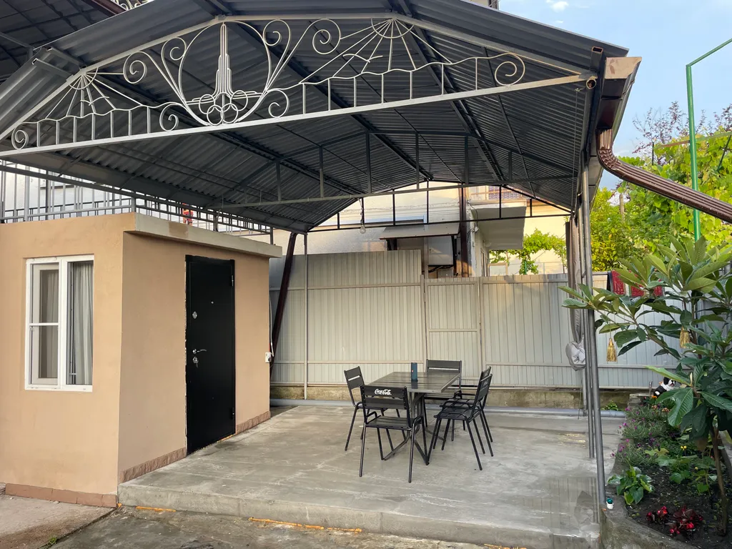 Коттедж 3-комнатный Дом — Сухум