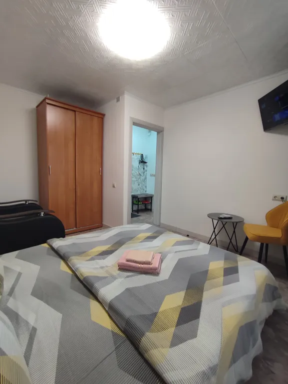 Чистая, уютная квартира в центре Мирного