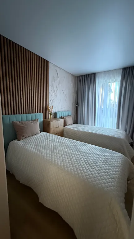 Дом с сауной и террасой а видом на сад