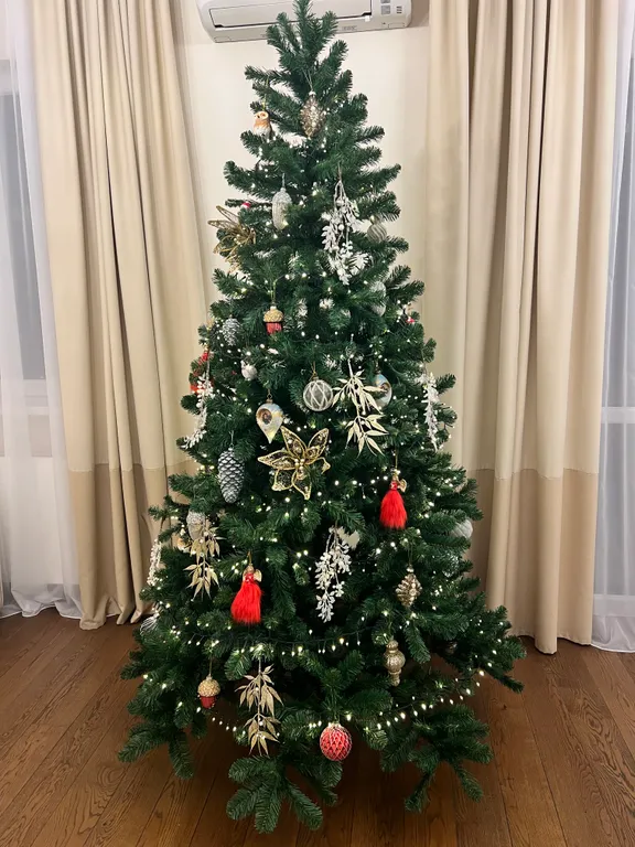 Дизайнерские апартаменты с террасой и бассейном