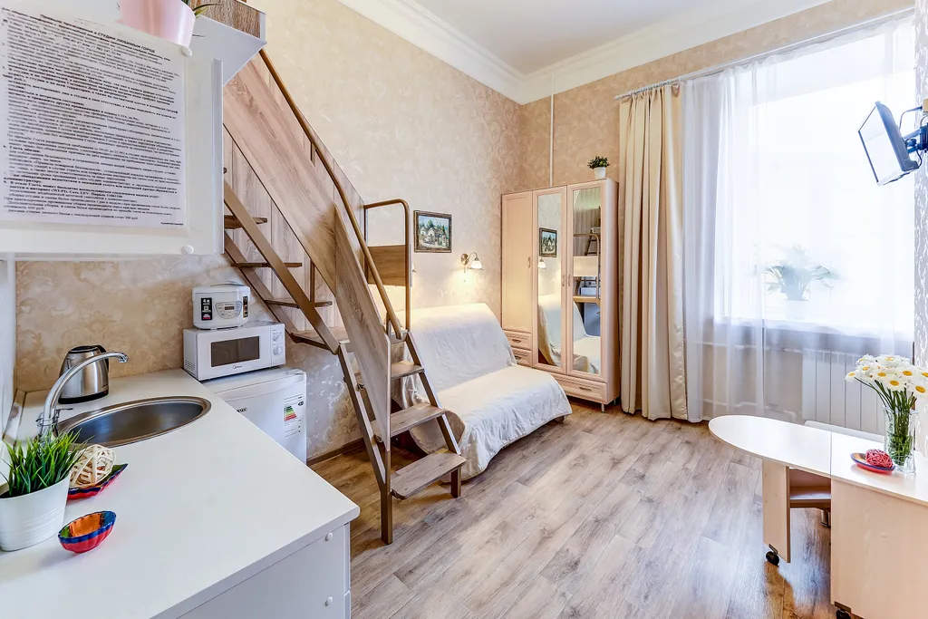 Квартира Квартира Двухуровневая студия в историческом элитном центре у Невского — Санкт-Петербург