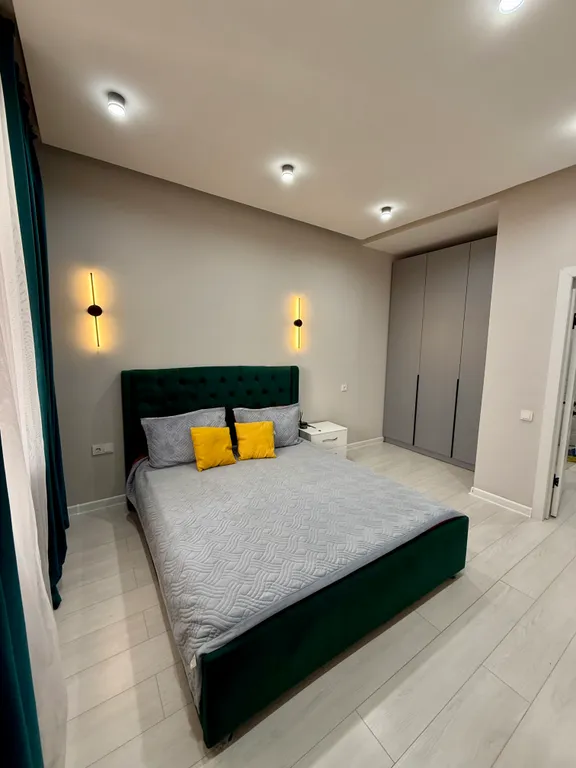 Просторная 2-комнатная квартира в элитном районе Алматы