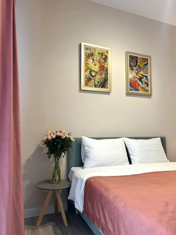 Квартира Апартаменты "AzurGarden" — Варваровка