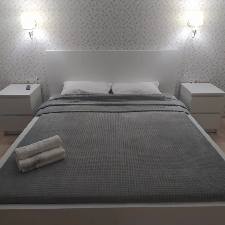 Квартира 2-комнатная Квартира — Севастополь