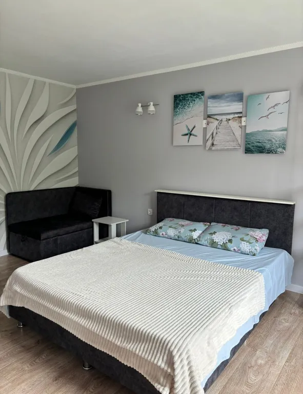 Коттедж Дом с двумя комнатами и кухней — Сочи