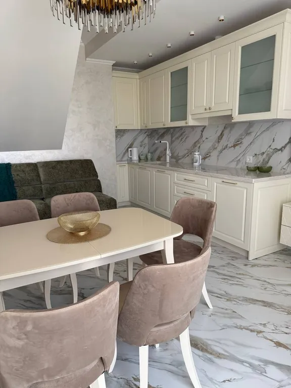 Апартаменты первая линия, Любимовка